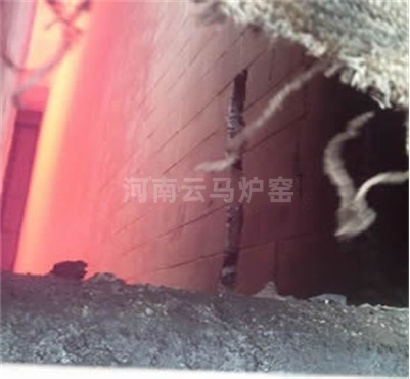 爐墻陶瓷焊補(bǔ)
